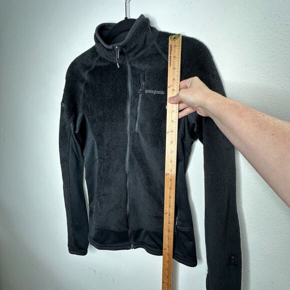 Patagonia Black Fuzzy Long Sleeve Front Full Zip Light Weight Fitted Jacket S - Picture 11 of 12